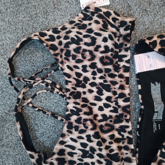 VS leopard set - Picture 5 of 5